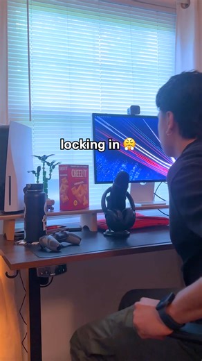 We pausing for a snack, chat? | Cheez-It