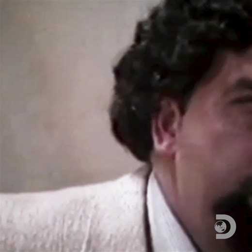 83K views · 450 reactions | Do wild hippos really have a connection to cocaine kingpin Pablo Escobar? 鍊 Find out the truth on #AnimalsOnDrugs, this Monday at 8p on Discovery. | Discovery | Facebook