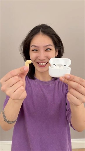 Fake Headphones Prank 😂🥜 wait for end 💀