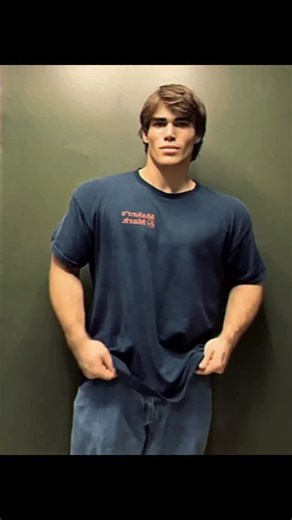 Lucas Karger on Instagram: "Song is tuff 🔥💪🏻… ————— ————— ————— #gym #fitness #bodybuilding #workout #muscle"