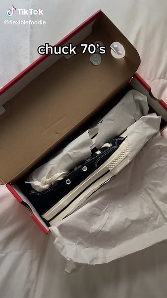 Converse Chuck 70 Low Top Sneakers - Outfit Ideas & Styling Tips