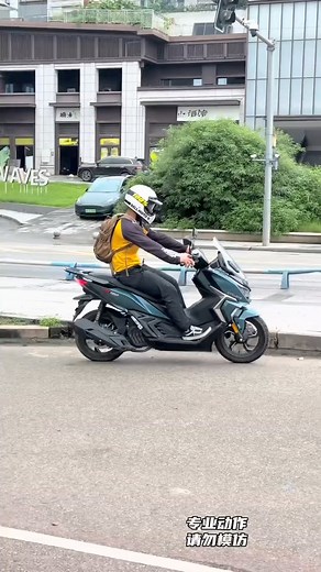 WMOTO RT1 150CC 🔥TCS Ready 🔥ABS Ready 🔥DASHCAM Ready The RT1 is powered by single-cylinder, liquid-cooled engine mill displacing 149.3 cc and fed by EFI. Power is claimed to be 15.4 hp at 8,000 rpm with 14.5 Nm of torque at 6,750 rpm, with power going through a CVT gearbox and belt drive to the rear wheel. BSP: RM9888 FULL LOAN MUKA RM0 BOLEH DI DAPATKAN DI SINI ❤️ 𝗧𝗛𝗔𝗡𝗞 𝗬𝗢𝗨 𝗕𝗢𝗦 𝗬𝗔𝗡𝗚 𝗣𝗔𝗗𝗨 😍😍 𝗧𝗛𝗔𝗡𝗞 𝗬𝗢𝗨 𝗕𝗢𝗦 𝗬𝗔𝗡𝗚 𝗣𝗔𝗗𝗨 😍😍 BENELLI BEST SHOP - Alor Setar 📲