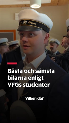 Studenterna på Växjö Fria Fordonsgymnasium sprang ut i friheten – vi frågade dem vilka bilar de kör och vilka de inte vill köra! Reporter: Ebba Arfvidsson Foto: Charlotte Stjernkvist Redigering: Ebba Arfvidsson #fordon #vfg #student #audi #bmw #mercedes