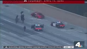 TRAFFIC ALERT: Police activity has shut down the 405 South for hours, and it's only getting worse. Avoid the Sepulveda Pass this Thursday morning. http://4.nbcla.com/eUkdbcb | NBC LA