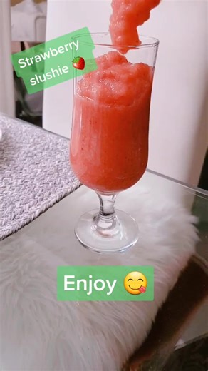 Delicious Strawberry Slushie Recipe - Refreshing Summer Drink