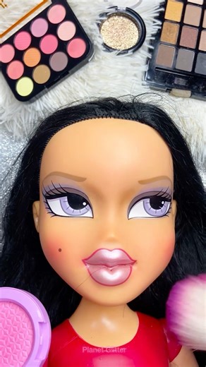 Makeup Transformation ASMR Makeup Mannequin Planet Satisfying unboxing review No talking Bratz