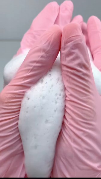 Crystal Jellyfish ASMR: Relaxing Squishy Sounds