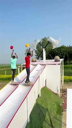 Exciting Water Slide Race: Thrills from Start to Finish