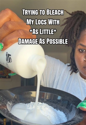 I was so scared to bleach my locs but I gotta say I’m actually very happy with the results, both the color and the retained moisture! My ginger locs are eating ngl—and I’ll put a full tutorial on YT by tonight if you have any questions 🫡 #gingerlocs #bleachedlocs #locs #locjourney #diyhair