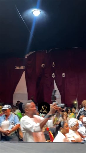 D1 de Super on Instagram: "Baami Wasiu Ayinde has done it again, another ENDORSEMENT from OLORI OMO OBA AKILE IJEBU thanks so much sir 🙏🫡🙏🥰"