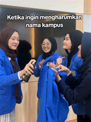 Mau mengharumkan kampus tapi bingung gimana,, semprot parfum dulu aja kali ya sambil nyari prestasi 😂 #prestasi #prestasimahasiswa #prestasikampus #kampusimpian #trending
