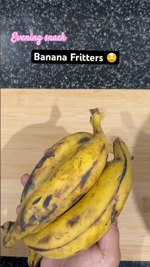 #bananafritter #crispysnack #bananarecipe #viralvideo #eveningsnacks #viralshorts #musttry #shorts