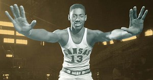 Tex Winter shares stories about Wilt Chamberlain forcing rule changes