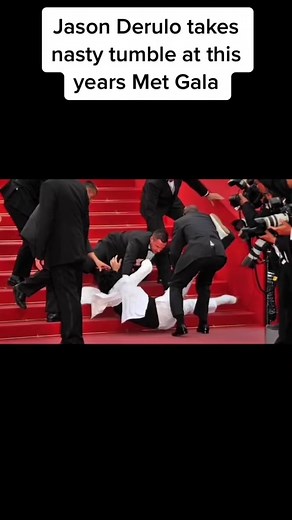 2.2K views | Jasons reaction at the end @Jason Derulo #met #metgala2023 #jasonderulo #fall #commedyvideo | Celebritycommedy | Facebook