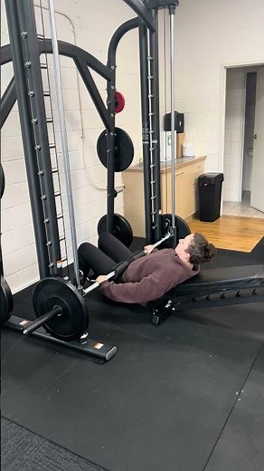 Smith machine hip thrust