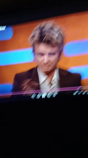 the end of #joekeery segment on Graham Norton it is currently 12:30am thank god for being someone who doesn't sleep 🤣 hope this reaches those who can't get it ✨️