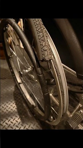 車椅子ノーパンクタイヤのタイヤ交換♿ #車椅子 #タイヤ交換 #修理 #メンテナンス #福祉車両