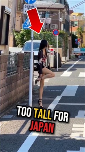 Dating Her Is a Boss Level