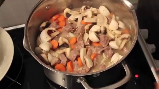 🙂La recette de blanquette de veau traditionnelle, très facile à préparer. 🙃 Fondante, onctueuse, délicieuse, tout simplement 🍴 | J'aime cuisiner epicé.