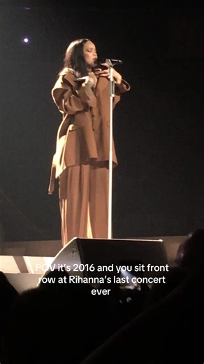 Rihanna's Last Concert Experience in 2016