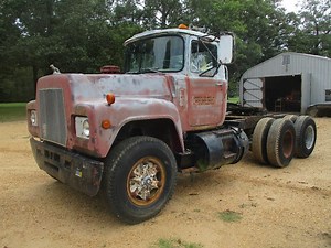 1978 Mack R686ST T/A Truck Tractor | Transportation