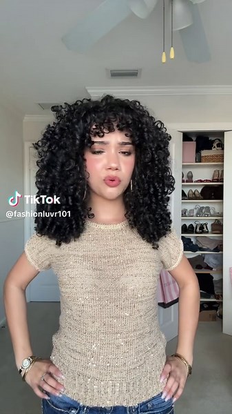 It’s so nice out rn I wanna go to the beach #fyp #curlyhair #curls #curlscheck #curly