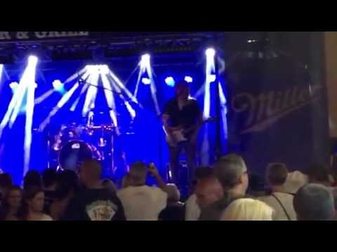 Milwaukee Rock Band, Rhythm Method covering The Zoo