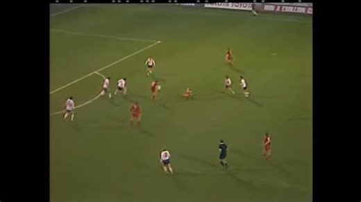 Bryan Robson…. I honestly feel sorry for the younger United supporters who never seen him play. A truly magnificent specimen of a footballerMind you, I feel sorry for anyone these days that think they’re watching football… you’re not! About 1% of games these days are “good”