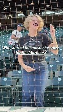 Mariners grow mustaches for playoff push