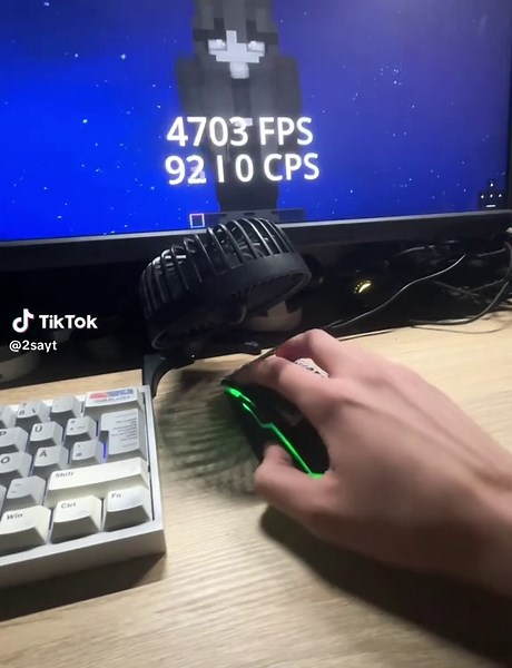 Mastering Drag Click Techniques in Minecraft Bedwars