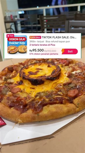 Ngidam pizza tapi mau yang lebih hemat? 🍕🔥 Sekarang Domino's Pizza Indonesia bisa kamu beli langsung lewat TikTok! Caranya gampang banget: Klik tag lokasi di video ini 📍 Pilih promo favorit kamu 🎉 Bayar & dapet QR code 🎟️ Tinggal tukarkan ke outlet terdekat! Lebih praktis, lebih hemat, dan banyak promo spesial ✨ Mau makan rame-rame atau me time di rumah? Domino’s aja jawabannya! Yuk klik sekarang sebelum promonya habis! 🍕🔥 #DominosPizza #PizzaTime #PromoMakan #BeliDiTikTok #gofoodiemegaby