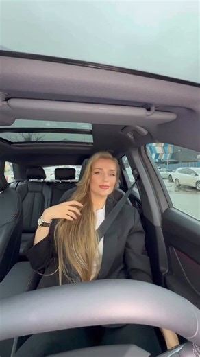 Роксолана Величковська on Instagram: "РІК НА ЕЛЕКТРОМОБІЛІ ✅ Щороку оформлюю страхування повне КАСКО в ARX ✅ просто залиште заявку на сайті arx.com.ua і менеджер все зробить🔥 є оплата частинами до 3 платежів."