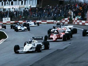 Who has the fastest lap ever recorded in an F1 race?