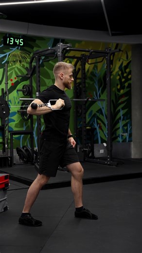 Wyciskanie linki wyciągu jednorącz po przekątnej / Single arm cable cross body chest press