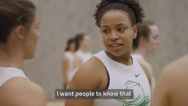 This is Oregon Acrobatics and Tumbling.💚💛 Individual athleticism and a strong team ethic draw female student-athletes to the fast-rising sport of acrobatics and tumbling. Read the story ➡️ https://oregonquarterly.uoregon.edu/ducks-leap-forefront-rising-womens-sport?utm_source=FB&utm_medium=social Women In Flight | University of Oregon