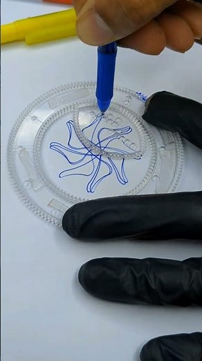 “POV: You can’t stop watching the pen move 🌀” #geometricart #satisfying #artstyle