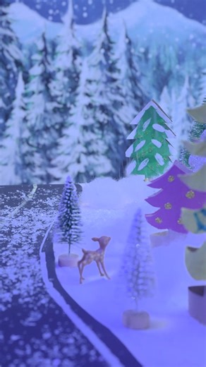 🎄✨ Get crafty this holiday season with Crayola! Transform your craft tubes into adorable Christmas trees. Gather your favorite Crayola supplies and let your creativity shine with this holiday winter wonderland. #CrayolaCrafts #HolidayCrafts 🔗Link to full craft: https://bit.ly/3ZBhOGL | Crayola