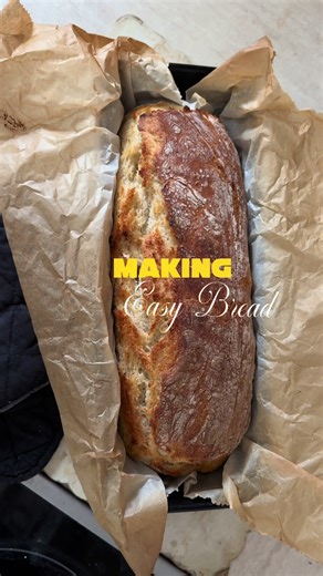 Ακραία συνταγή ψωμιού: εύκολο και νόστιμο αποτέλεσμα