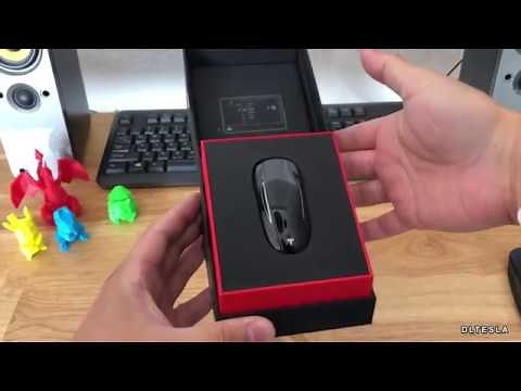 FIRST LOOK: Tesla Model 3 Key Fob - Unboxing, Pairing, Functions