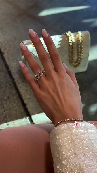 Stylish Stacked Rings for Stunning Engagement Looks