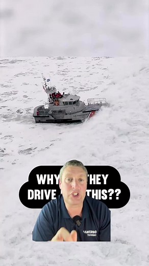 Understanding Reversing in Waves for Boaters