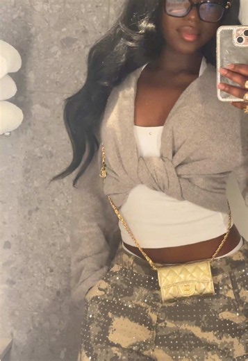 Black Girl Outfit Ideas: Girly Clean City Style Inspiration