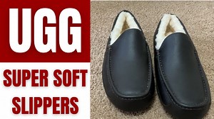 Watch UGG Men's Ascot Slippers - Review on Amazon Live