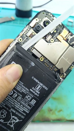 The battery was exploding😨 #battery #mobile #exploding