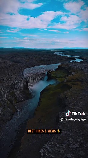 🌍 Glacier National Park, Montana – best things to do in Glacier National Park Montana include hiking alpine trails, scenic drives, and exploring one of the most dramatic landscapes in the United States. Known as the “Crown of the Continent,” Glacier National Park Montana offers glacier-carved valleys, turquoise lakes, and mountain scenery that feels completely untouched. This is a destination built for outdoor travel — from hiking and wildlife spotting to driving one of the most scenic roads in