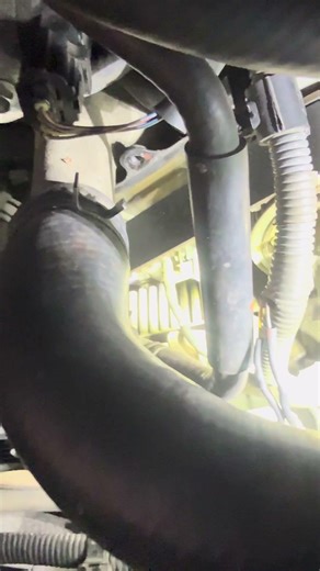 Lexus Ls430 Camshaft sensor removal #explore #lexus #mechanic