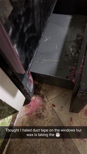 Wax vs Cleaner: Which is Best for Your Kitchen?