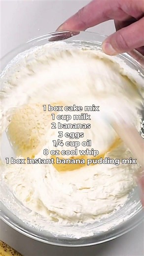The VIRAL Banana Cake 🍌🤯 LINK IN DESCRIPTION #recipe #shorts