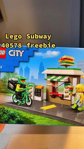 Lego subway sandwich shop build! 🥪🚲 #lego #legobuild #subway #sandwich