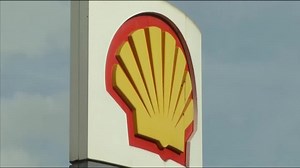 Nigerians accuse Shell of delay in oil spill London lawsuits